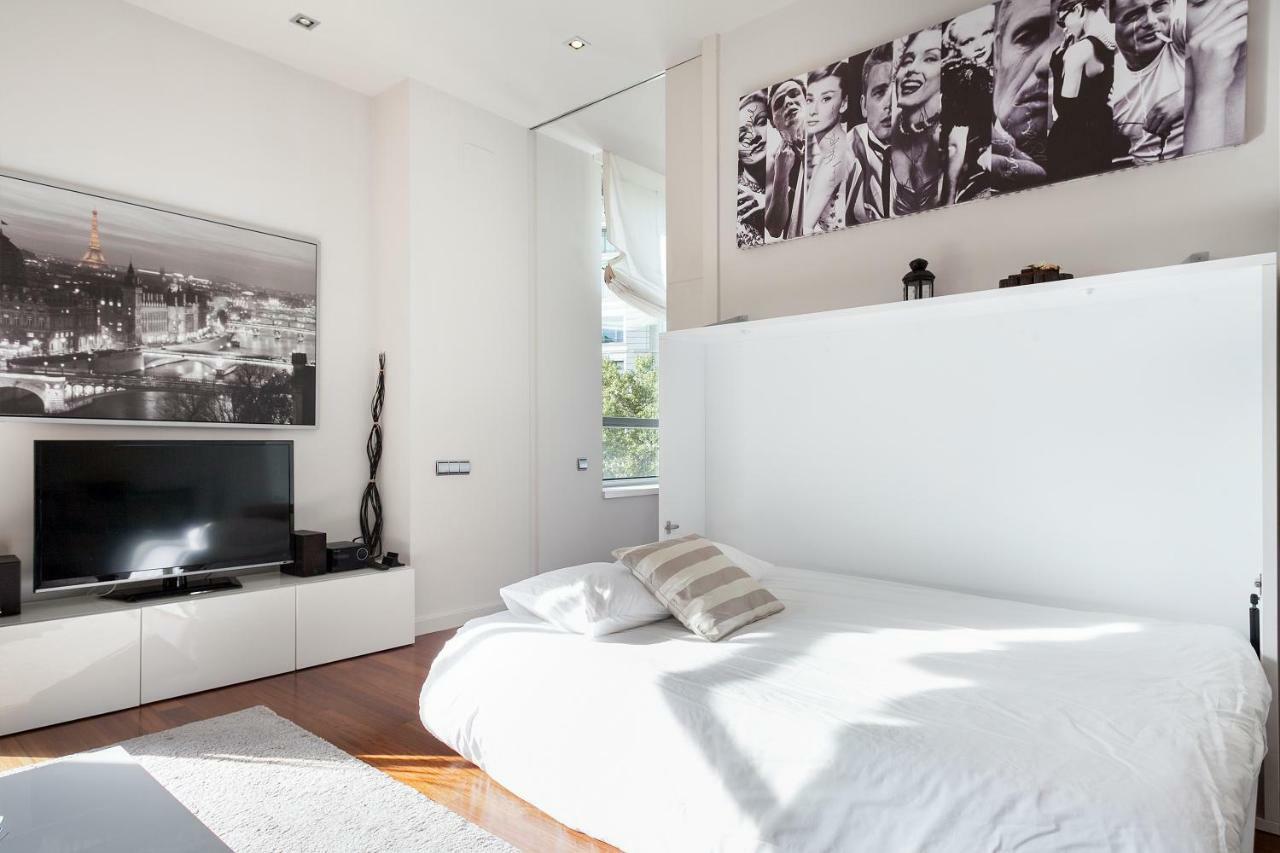 Uma Suites Passeig De Gracia 16 Barcelona Exterior photo
